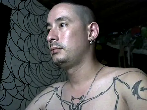 Snapshot of vampireathome chatting on June 2026 04:59:01 AM vampireathome online show from June 2026 04:59:01 AM
