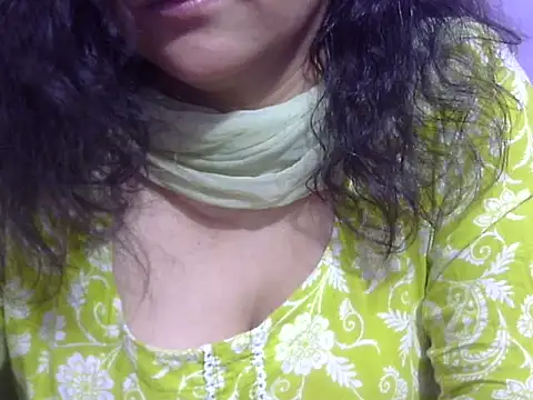 Snapshot of Your_cutiepie_ chatting on March 2026 05:29:02 PM Your cutiepie online show from March 2026 05:29:02 PM