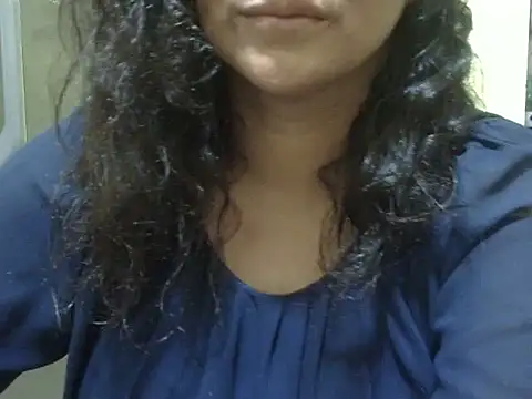 Snapshot of Your_cutiepie_ chatting on April 2026 12:42:01 PM Your cutiepie online show from April 2026 12:42:01 PM