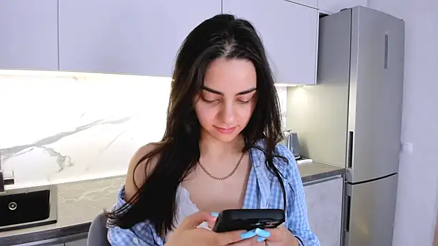 EmiliaZen online show from March 2025 01:17:02 PM