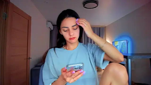 EmiliaZen online show from September 2025 06:02:01 PM