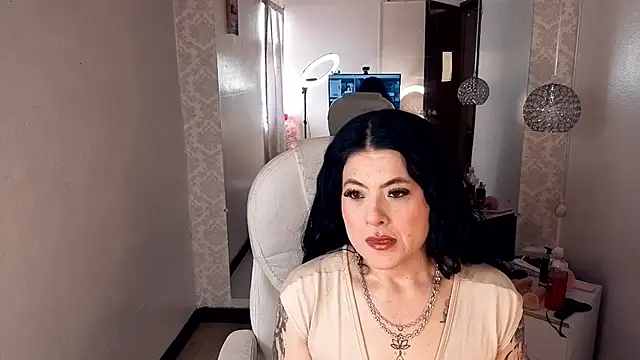 Snapshot of lizha_milf chatting on September 2025 05:03:01 PM lizha milf online show from September 2025 05:03:01 PM