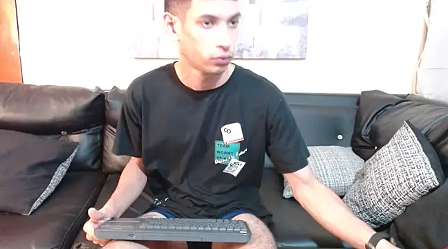 biigjhonny online show from March 2025 06:33:02 AM