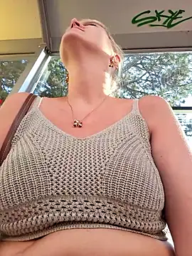 Sexybiene969 online show from September 2025 02:38:02 PM