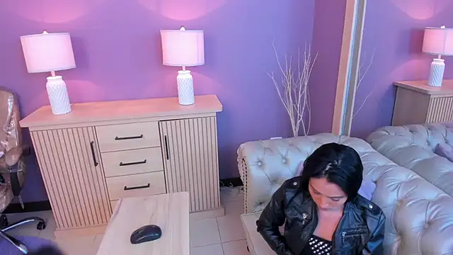 Snapshot of scarlet_edwars chatting on February 2025 11:24:02 AM scarlet edwars online show from February 2025 11:24:02 AM