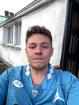 Angel Montiell online show from November 2025 10:01:02 PM