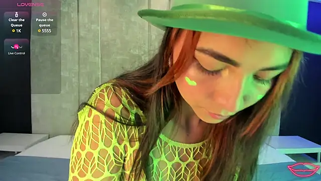 ValerieHyde online show from March 2025 03:31:01 AM