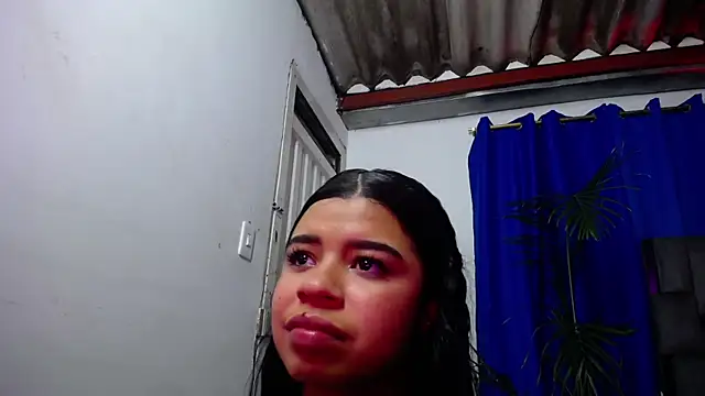 Snapshot of Amber_exotic chatting on February 2025 02:47:02 AM Amber exotic online show from February 2025 02:47:02 AM