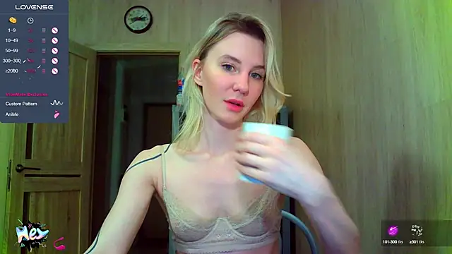 Caramel piegirl online show from September 2025 08:12:02 PM