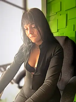 Dulce  Boyd online show from October 2025 01:55:02 PM