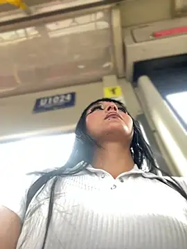 Dulce  Boyd online show from November 2025 01:33:02 PM