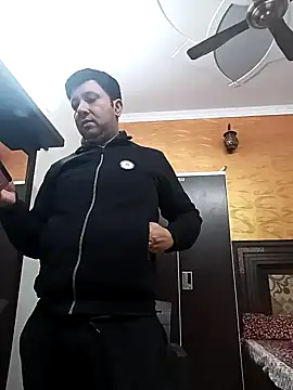 innocentboy1987 online show from March 2025 05:09:01 AM