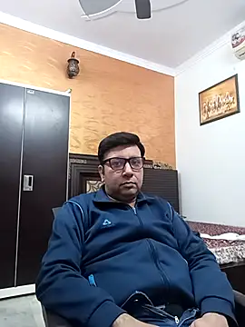 innocentboy1987 online show from March 2025 06:19:02 AM