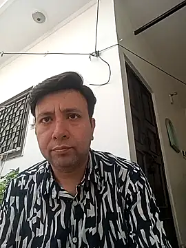 innocentboy1987 online show from March 2026 06:43:02 AM