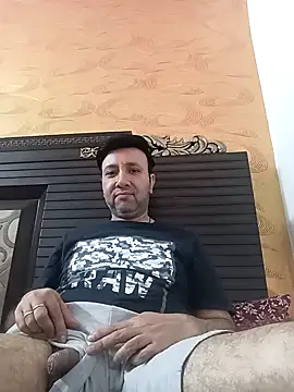 Snapshot of innocentboy1987 chatting on April 2026 06:16:02 AM innocentboy1987 online show from April 2026 06:16:02 AM