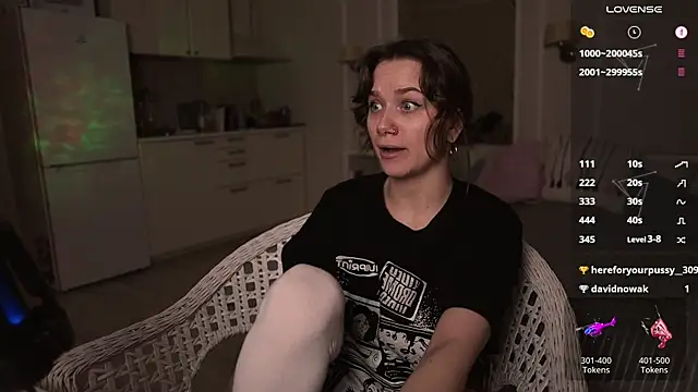 Snapshot of alexa_feels_ chatting on February 2025 08:59:01 PM alexa feels  online show from February 2025 08:59:01 PM