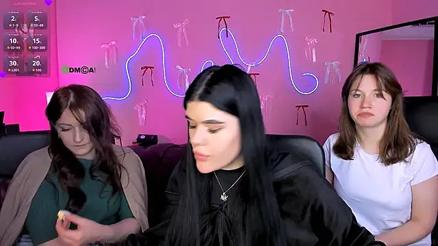 Snapshot of catherine_kitty chatting on March 2026 02:15:01 AM catherine kitty online show from March 2026 02:15:01 AM