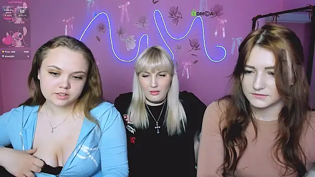 Snapshot of catherine_kitty chatting on April 2026 07:37:01 PM catherine kitty online show from April 2026 07:37:01 PM