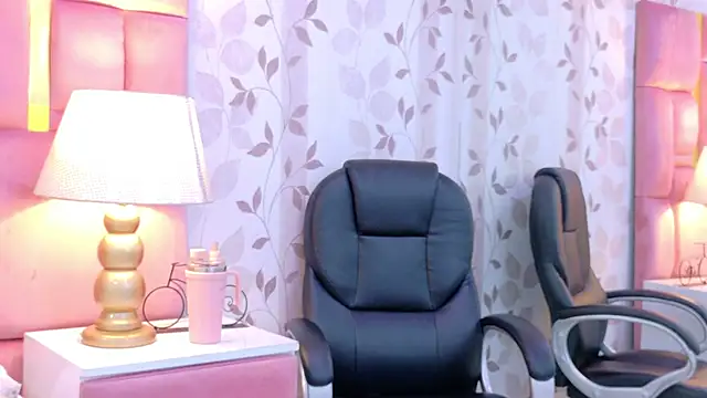 ArianaFranco online show from May 2026 12:45:01 PM