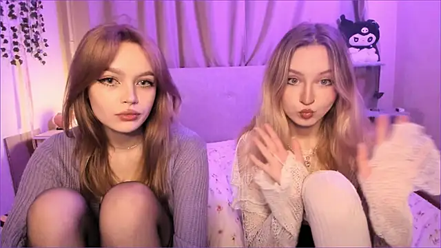 Snapshot of MiaRanki chatting on October 2025 09:13:02 PM MiaRanki online show from October 2025 09:13:02 PM