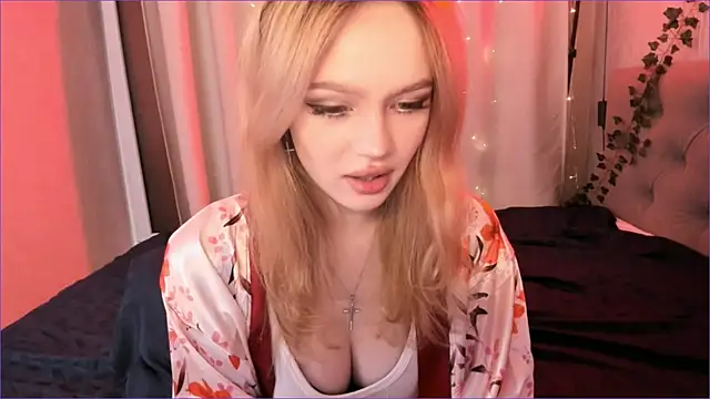 Snapshot of MiaRanki chatting on April 2026 09:48:01 PM MiaRanki online show from April 2026 09:48:01 PM