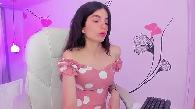 Snapshot of Isabela_Fiorelli chatting on February 2025 03:10:02 PM Isabela Fiorelli online show from February 2025 03:10:02 PM