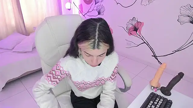 Snapshot of Isabela_Fiorelli chatting on October 2025 01:19:01 PM Isabela Fiorelli online show from October 2025 01:19:01 PM