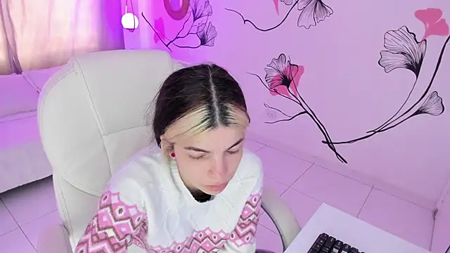 Snapshot of Isabela_Fiorelli chatting on October 2025 01:20:02 PM Isabela Fiorelli online show from October 2025 01:20:02 PM