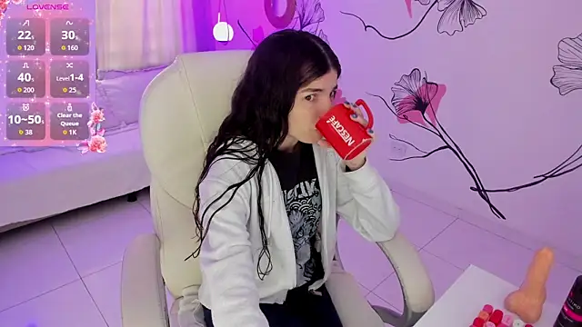 Isabela Fiorelli online show from January 2026 01:15:01 PM