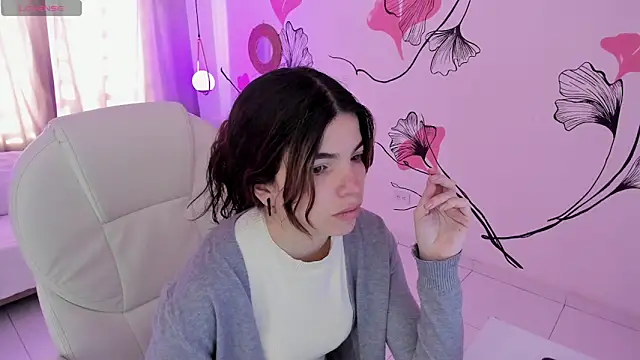 Snapshot of Isabela_Fiorelli chatting on April 2026 01:05:02 PM Isabela Fiorelli online show from April 2026 01:05:02 PM