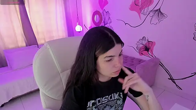 Snapshot of Isabela_Fiorelli chatting on April 2026 01:17:02 PM Isabela Fiorelli online show from April 2026 01:17:02 PM