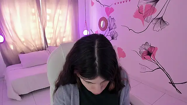 Snapshot of Isabela_Fiorelli chatting on April 2026 01:13:02 PM Isabela Fiorelli online show from April 2026 01:13:02 PM