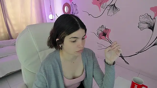 Snapshot of Isabela_Fiorelli chatting on April 2026 01:13:01 PM Isabela Fiorelli online show from April 2026 01:13:01 PM