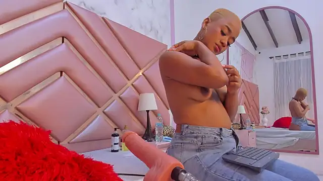 AgathaBladee online show from November 2025 01:55:02 AM