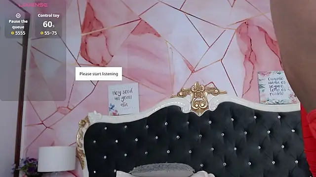 LindaBird online show from February 2026 08:38:02 PM