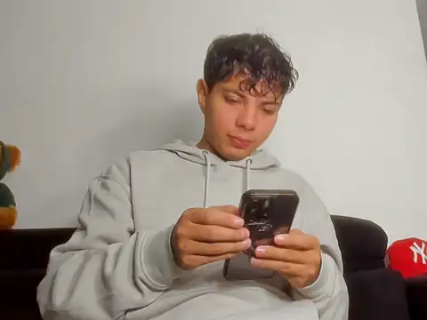 Alessandro 1610 online show from February 2026 05:51:01 AM