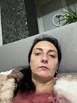 Miroslava1247 online show from November 2025 06:28:02 PM