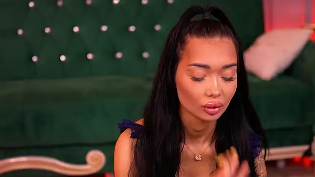 SashaFerrera online show from March 2025 07:17:01 PM