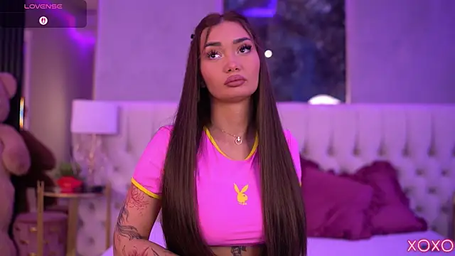 SashaFerrera online show from October 2025 06:37:01 PM