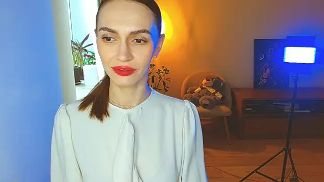 Lady Sunshine  online show from February 2026 08:13:02 AM