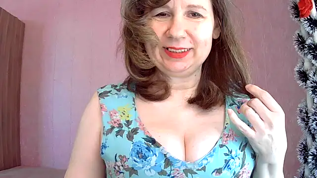 Snapshot of Starsan chatting on April 2026 07:45:01 AM Starsan online show from April 2026 07:45:01 AM