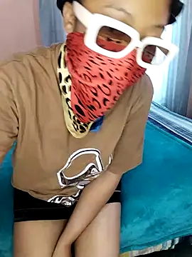 Snapshot of prettiechanti chatting on September 2025 06:46:01 AM prettiechanti online show from September 2025 06:46:01 AM