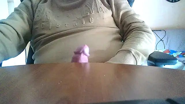 Snapshot of lanata chatting on March 2025 10:34:02 AM lanata online show from March 2025 10:34:02 AM