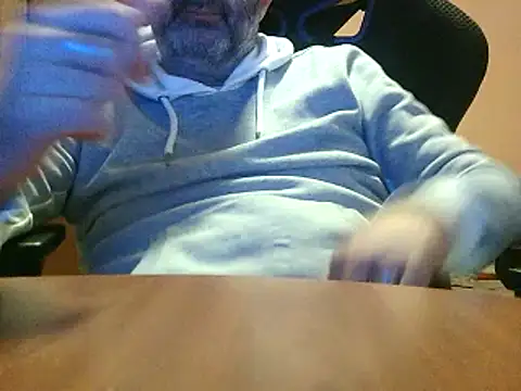 Snapshot of lanata chatting on March 2025 04:56:01 AM lanata online show from March 2025 04:56:01 AM