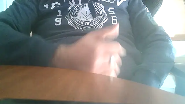 Snapshot of lanata chatting on October 2025 03:31:02 PM lanata online show from October 2025 03:31:02 PM