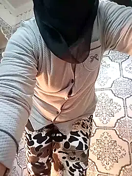 nouhaty online show from December 2025 06:11:01 AM