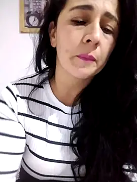 Snapshot of Alanna_11 chatting on October 2025 04:23:02 AM Alanna 11 online show from October 2025 04:23:02 AM