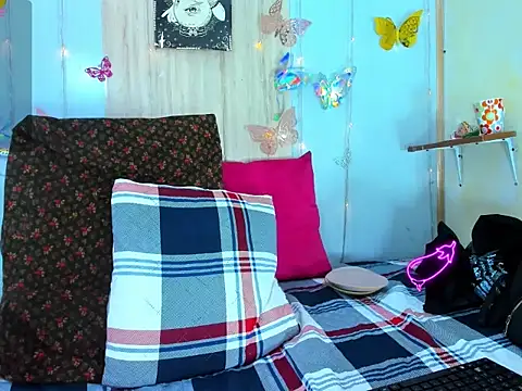 Snapshot of corynatayler chatting on March 2026 10:27:01 PM corynatayler online show from March 2026 10:27:01 PM