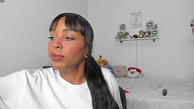 Snapshot of Annaa_Brooks chatting on April 2026 04:26:01 PM Annaa Brooks online show from April 2026 04:26:01 PM