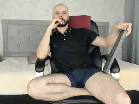 Snapshot of Luke_Diaz7 chatting on February 2025 11:34:01 PM Luke Diaz7 online show from February 2025 11:34:01 PM